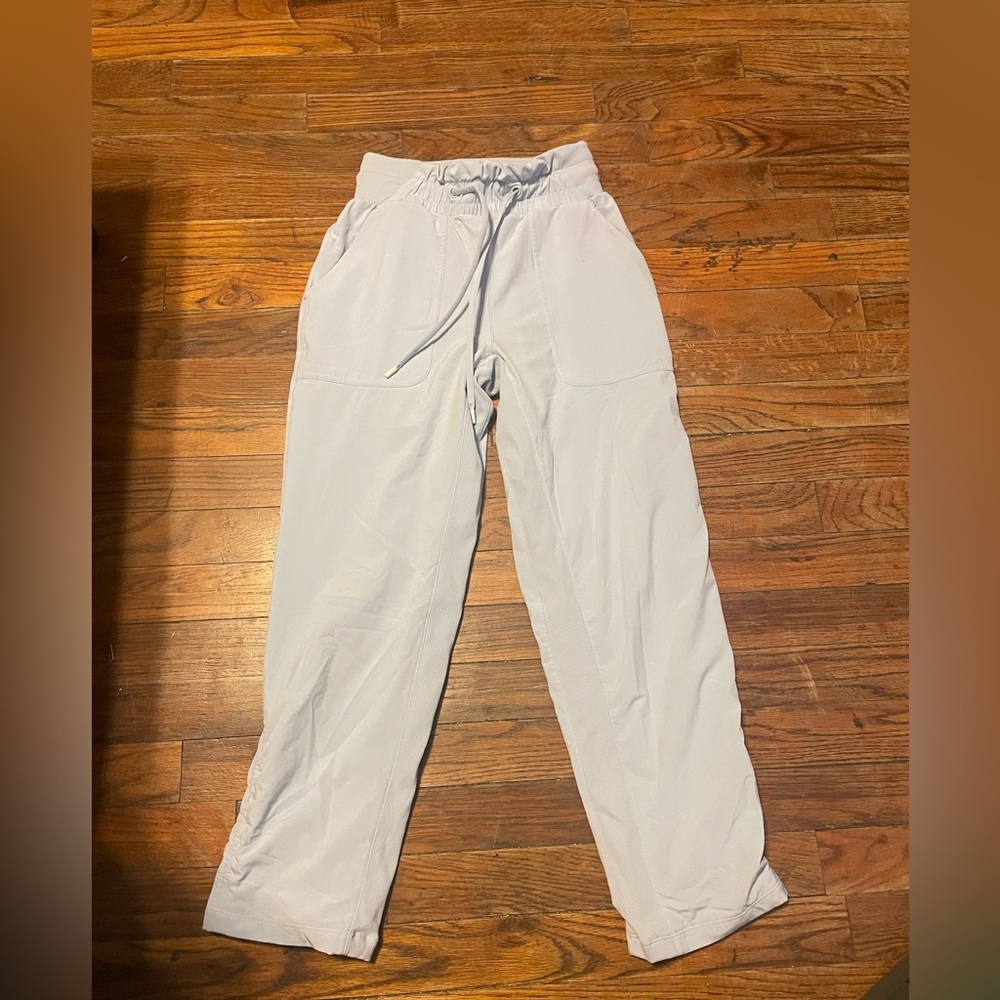 Lululemon studio pats